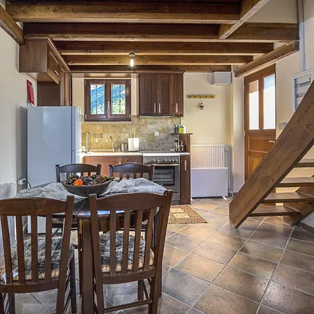 Cosy Loft In Kalyvia Arachovas